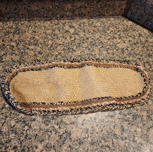 Primitive Black/Tan Star Table Runner - Picture 5 of 6